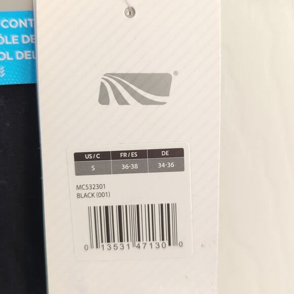 NWT Marika Capris, S - Picture 3 of 7